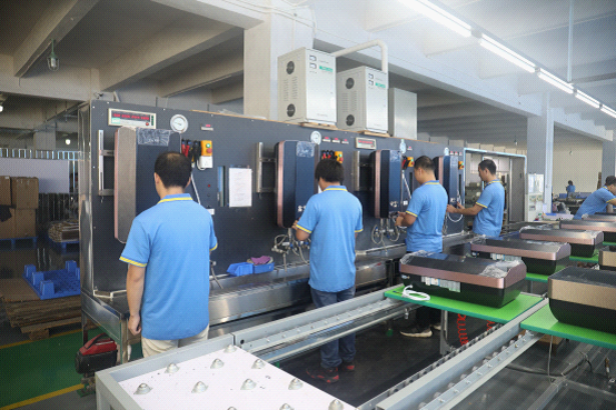 優優伴侶電器“雙模之父”倪振中 掌握雙模核心技術