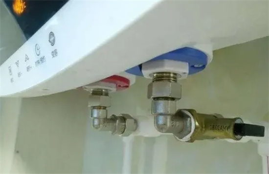 熱水器漏水原因大揭秘:趕快排查這些問題!